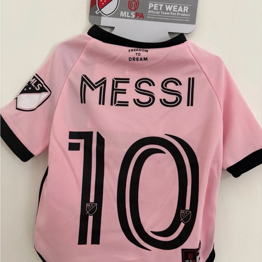 MLS Pet Wear Pink Messi Dog Jersey size XL